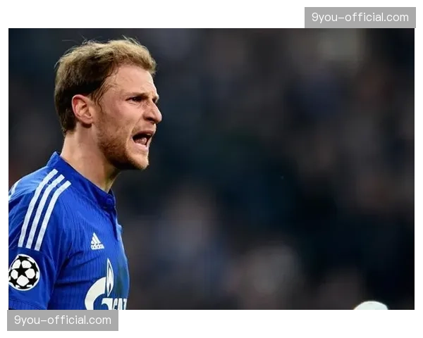 官方确认：沙尔克04传奇球星赫韦德斯将于今夏进入俱乐部管理层