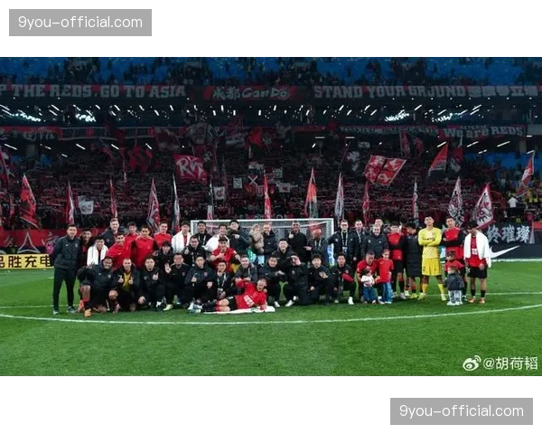 【2026年4月中超联赛·非赛事·文化成都蓉城俱乐部举办“球迷开放日”，三千名球迷参与互动